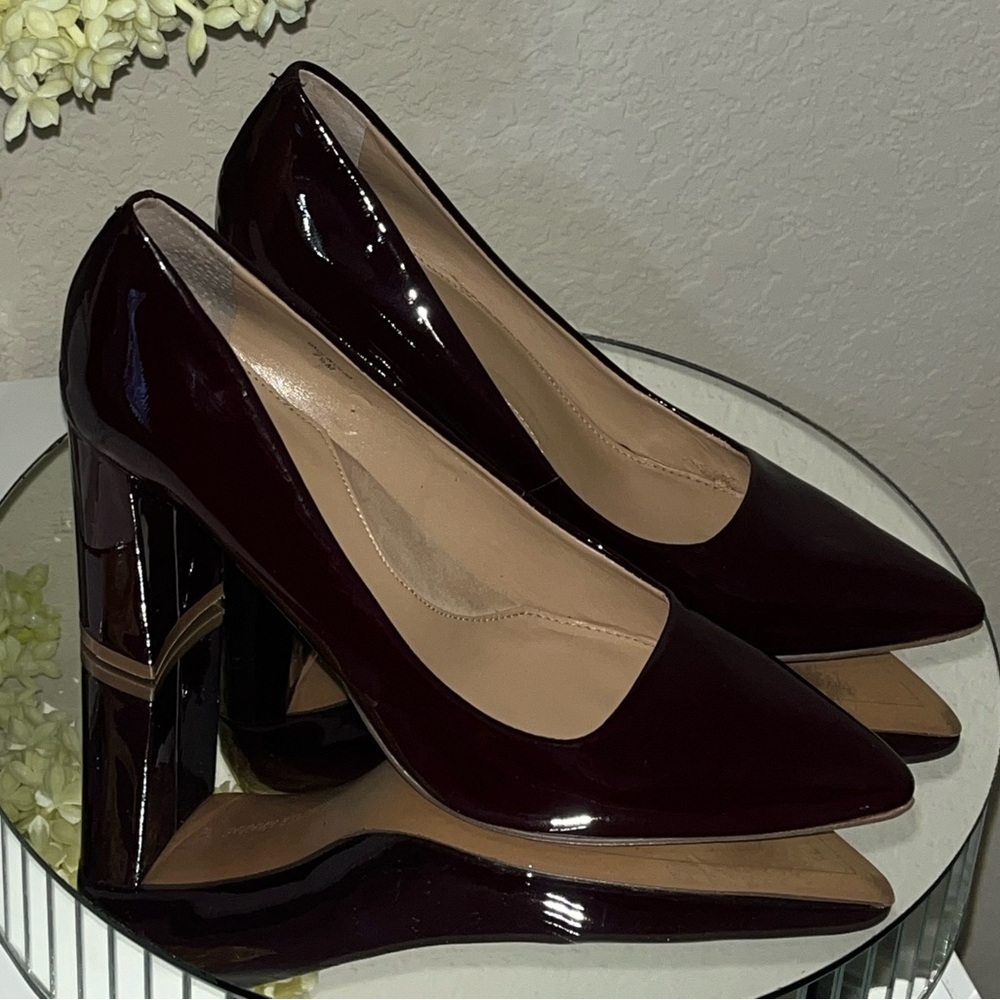 BANANA REPUBLIC MADISON 12-HOUR BLOCK-HEEL PUMP in Bordeaux Red Patent Leather - Picture 6 of 12